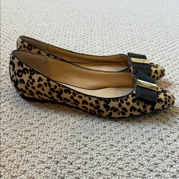 Kate Spade Animal Print Flats with Black Accent - Picture 7 of 9